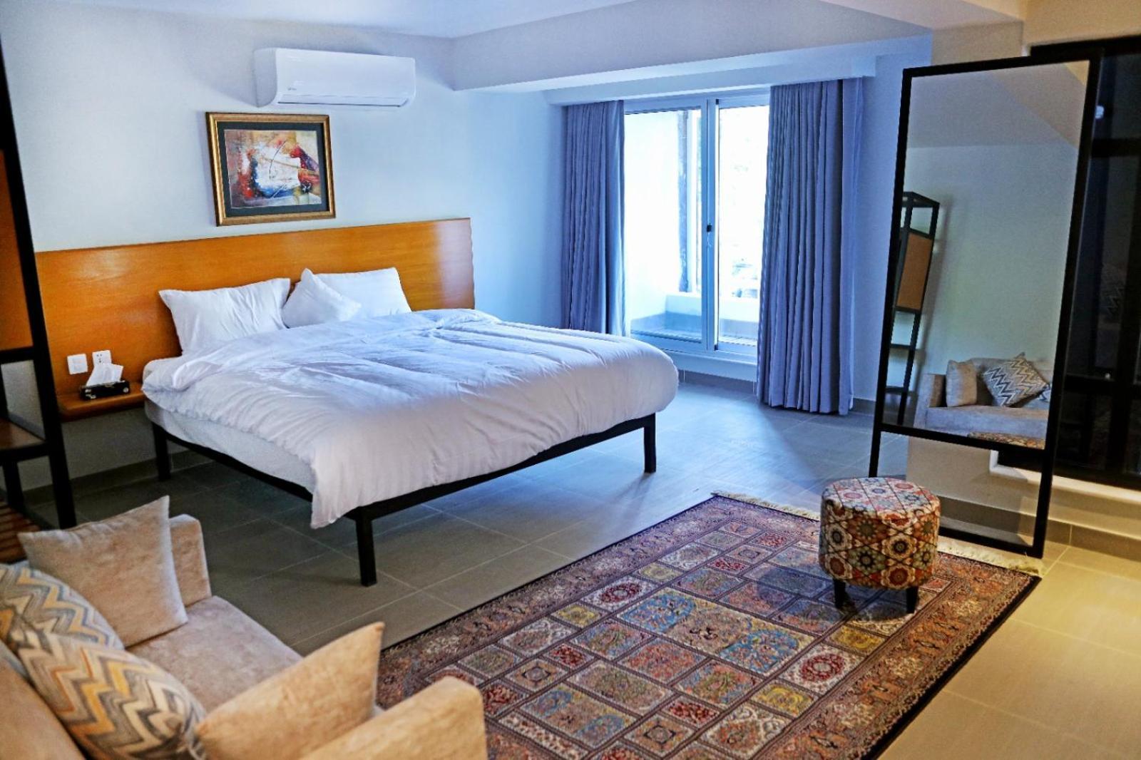 The Avenue Hotel Islamabad Exterior photo